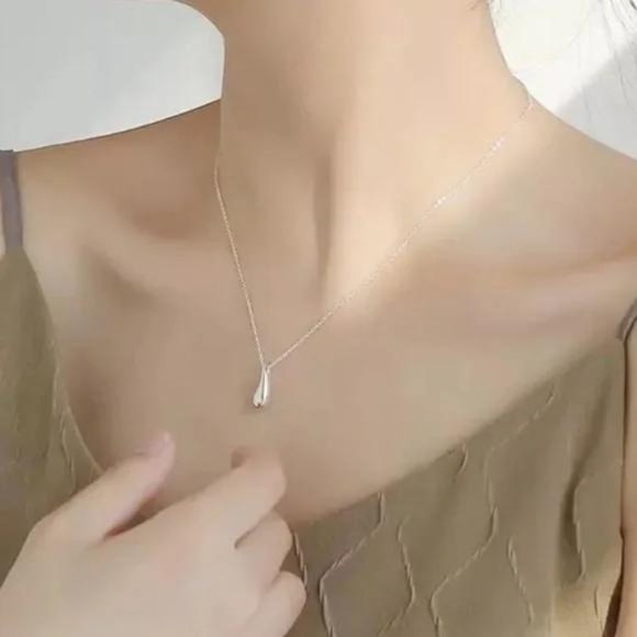 “18” NEW 925 STERLING SILVER WATER DROP  NECKLACE, NICE NECKLACE, CUTE NECKLACE - Picture 2 of 4